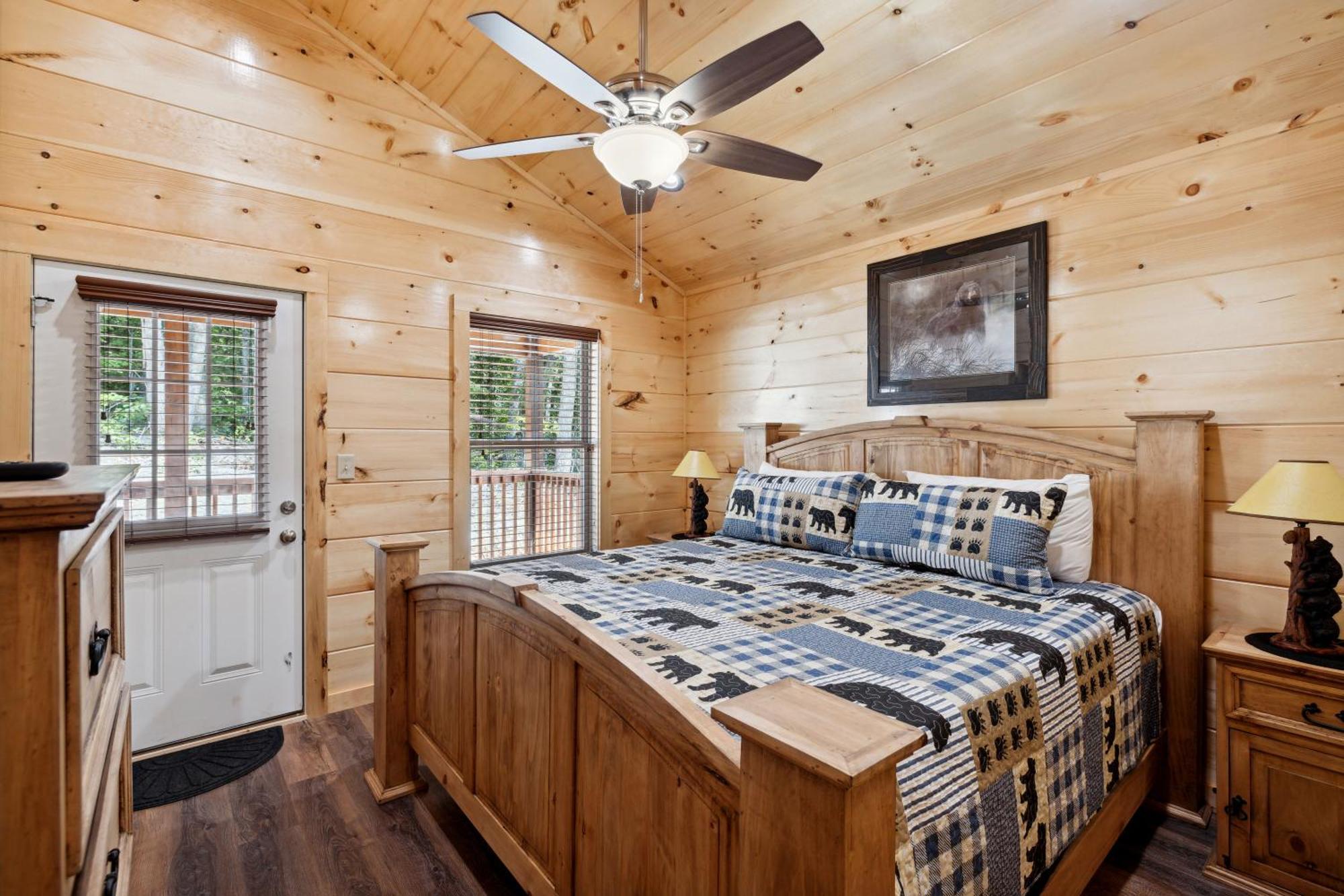 The 3 Bears Is A Newly Built 3 Bedroom Cabin Only 3 Minutes From The Parkway! بيدجن فورج المظهر الخارجي الصورة
