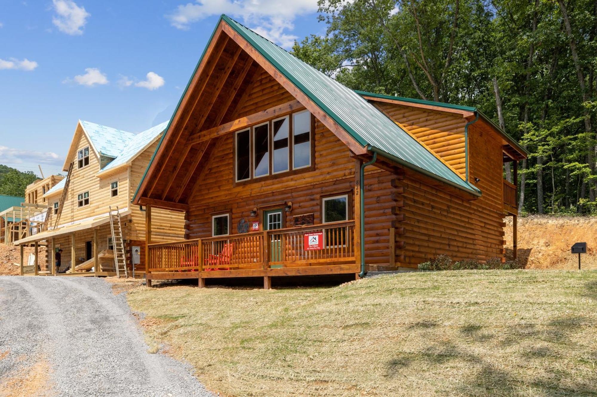 The 3 Bears Is A Newly Built 3 Bedroom Cabin Only 3 Minutes From The Parkway! بيدجن فورج المظهر الخارجي الصورة