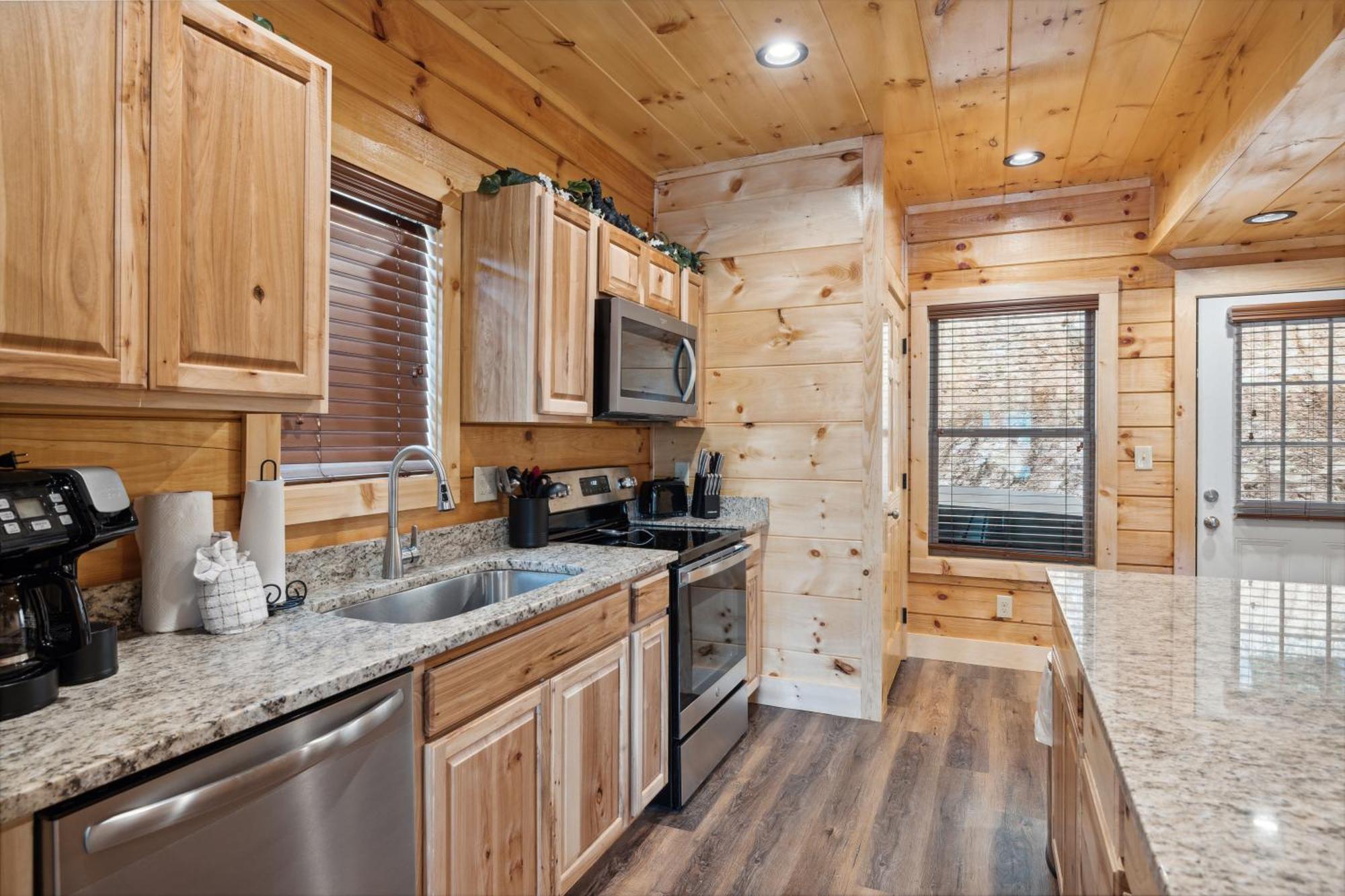 The 3 Bears Is A Newly Built 3 Bedroom Cabin Only 3 Minutes From The Parkway! بيدجن فورج المظهر الخارجي الصورة