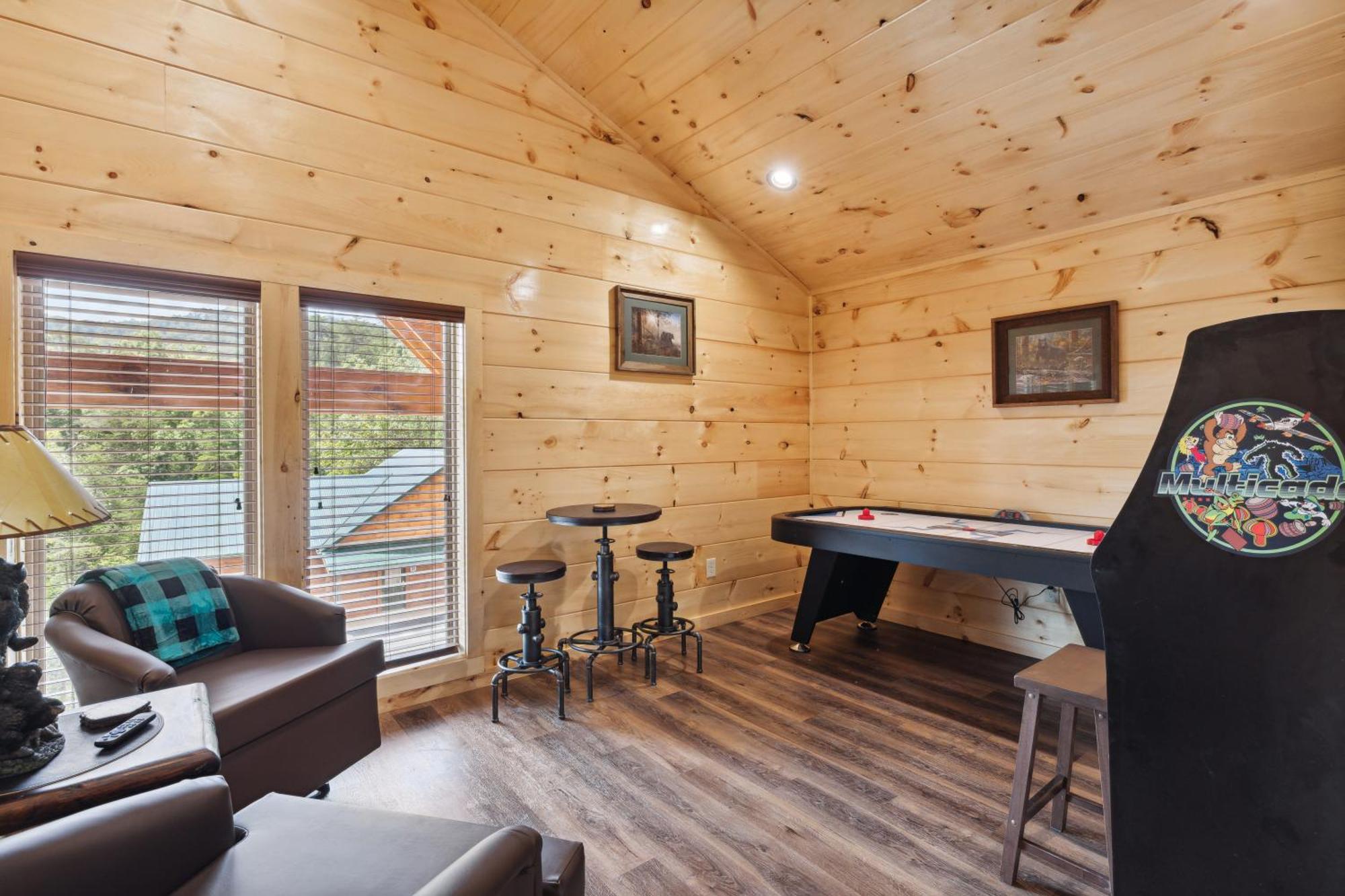 The 3 Bears Is A Newly Built 3 Bedroom Cabin Only 3 Minutes From The Parkway! بيدجن فورج المظهر الخارجي الصورة